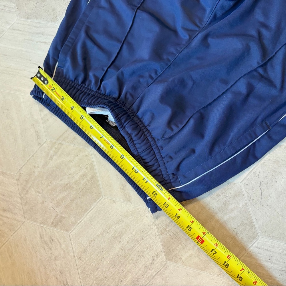 Nike‎ Women's Navy Joggers with White Stripes - Picture 4 of 6